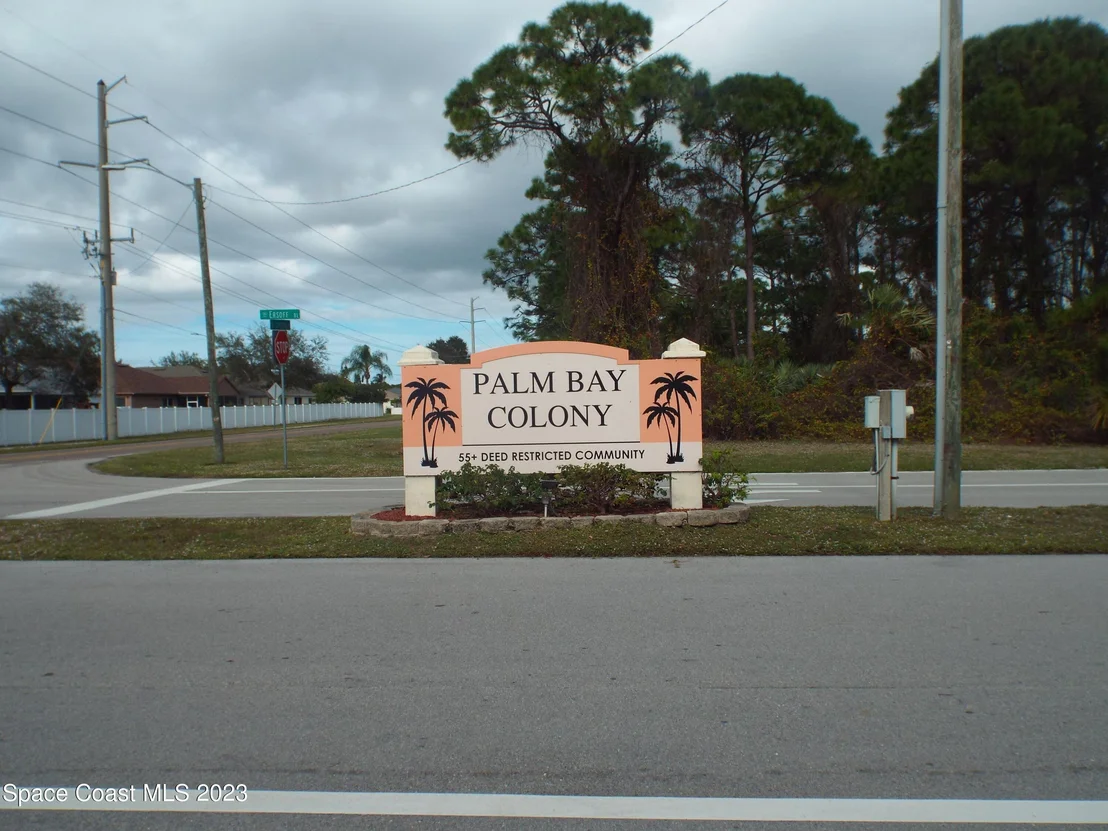Photo of 1772 Coco Plum Street NE