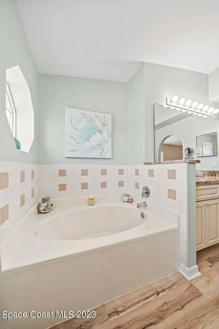 Photo of 2299 Myla Lane