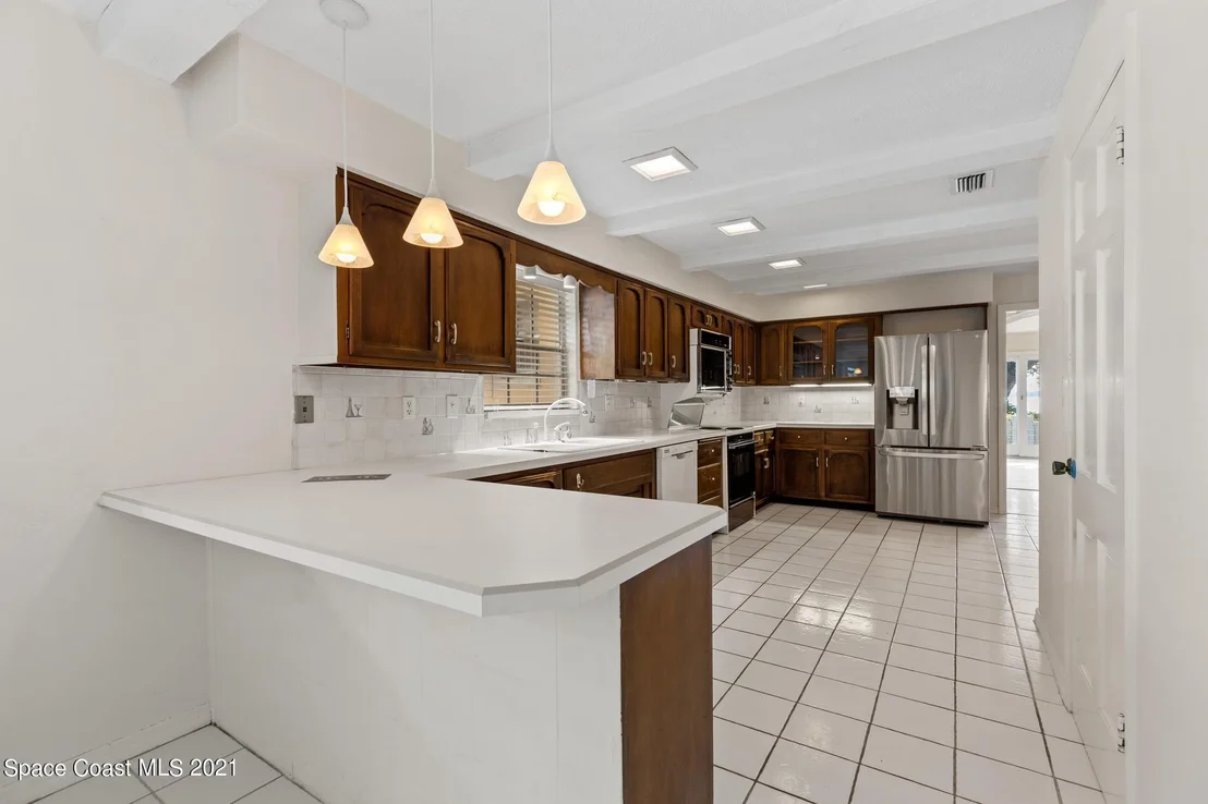 Photo of 110 Oakledge Drive