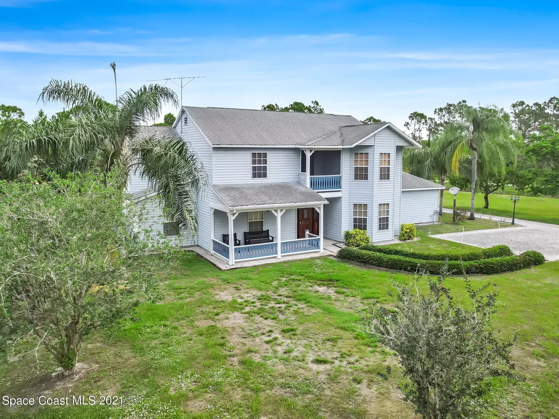Photo of 1190 Grant Road