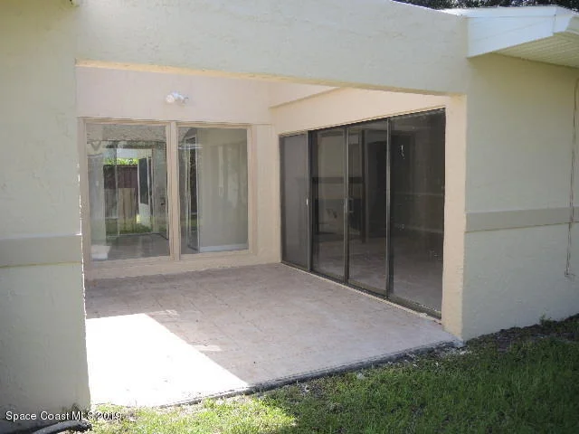 Photo of 335 Mission Oak Drive