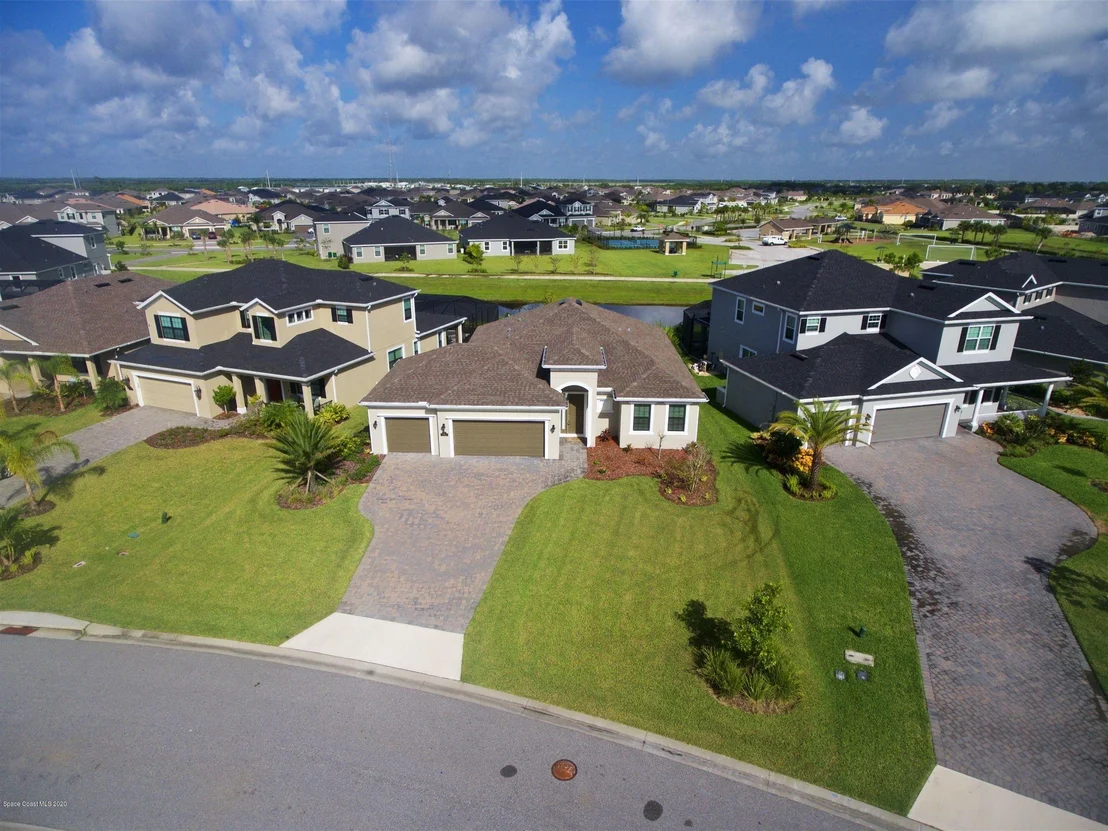 Photo of 7562 Cislo Court