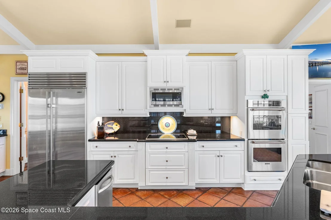 Photo of 680 Ocean Road