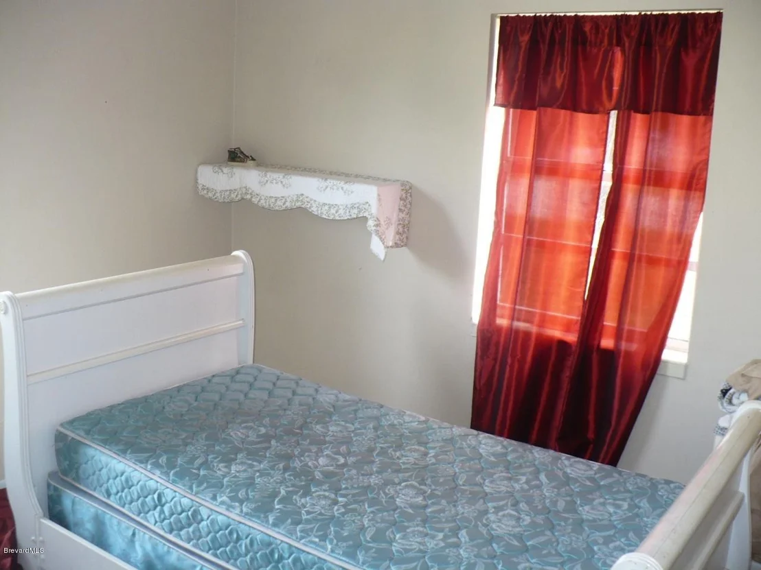 Photo of 210 Lantana Lane