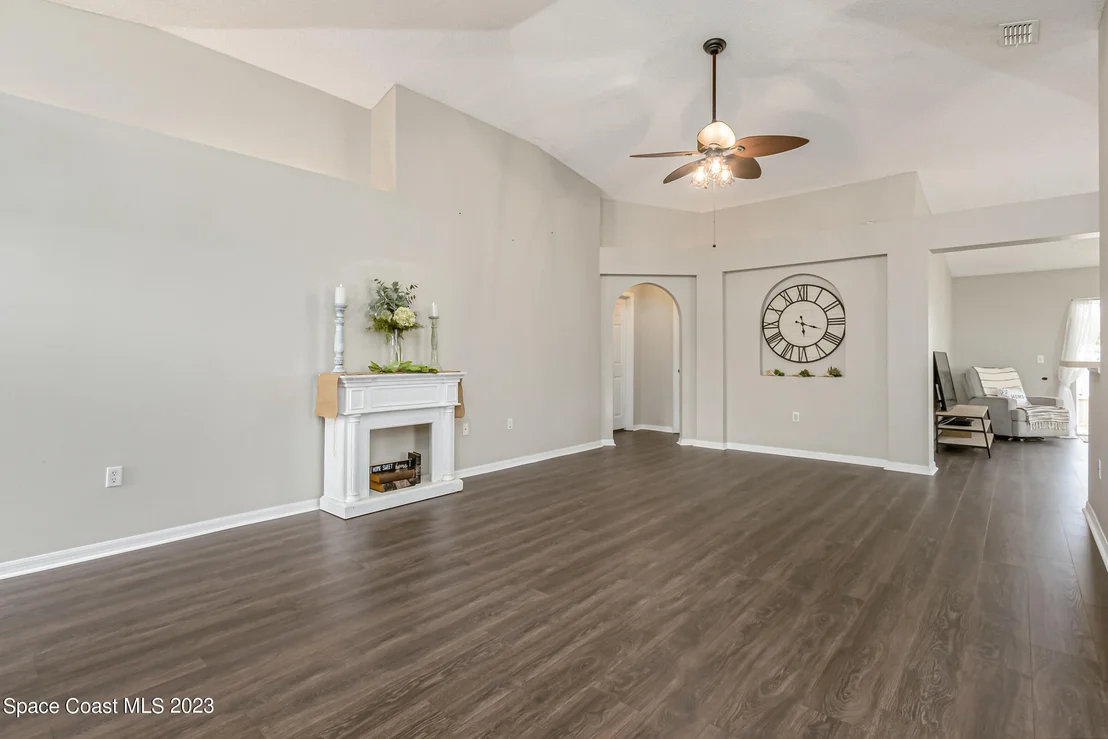 Photo of 4540 Bellaluna Drive