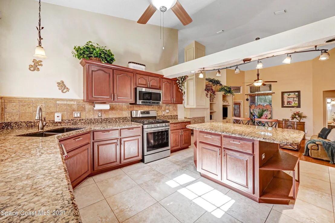 Photo of 346 Carmel Drive
