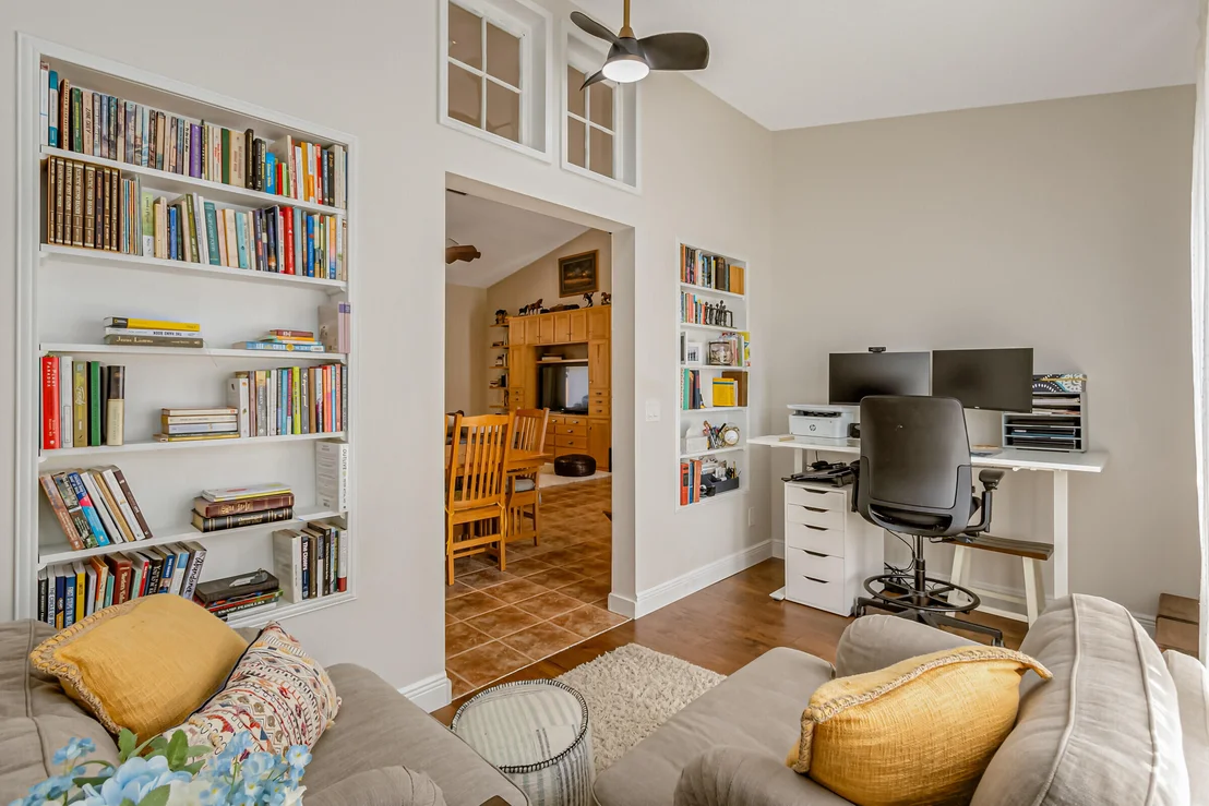 Photo of 3552 Swallow Drive