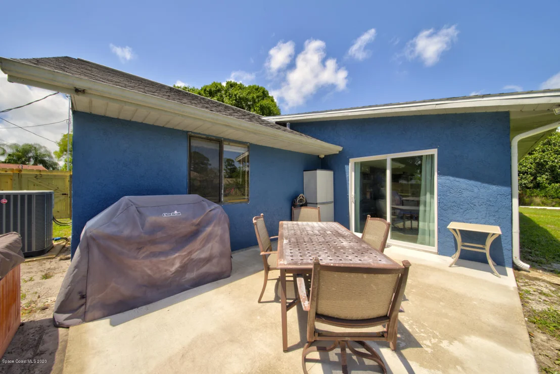 Photo of 6421 Hunt Road