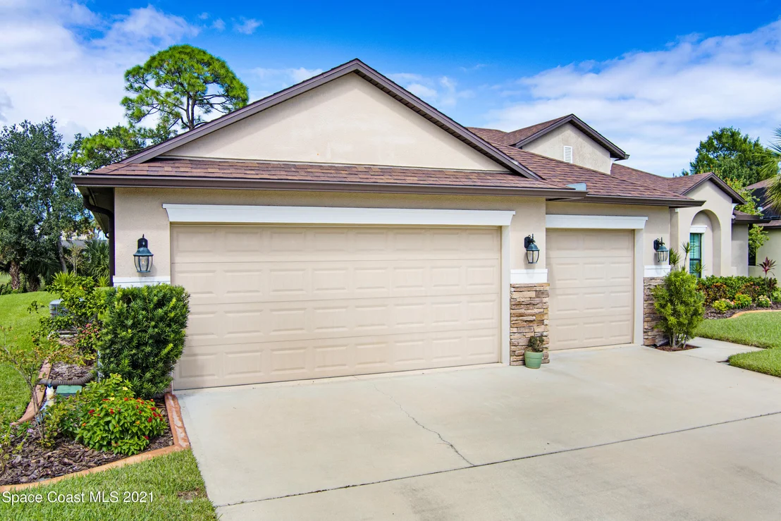 Photo of 1358 Outrigger Circle