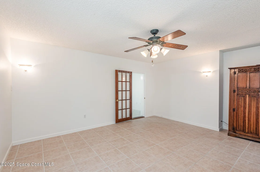 Photo of 957 Waialae Circle NE