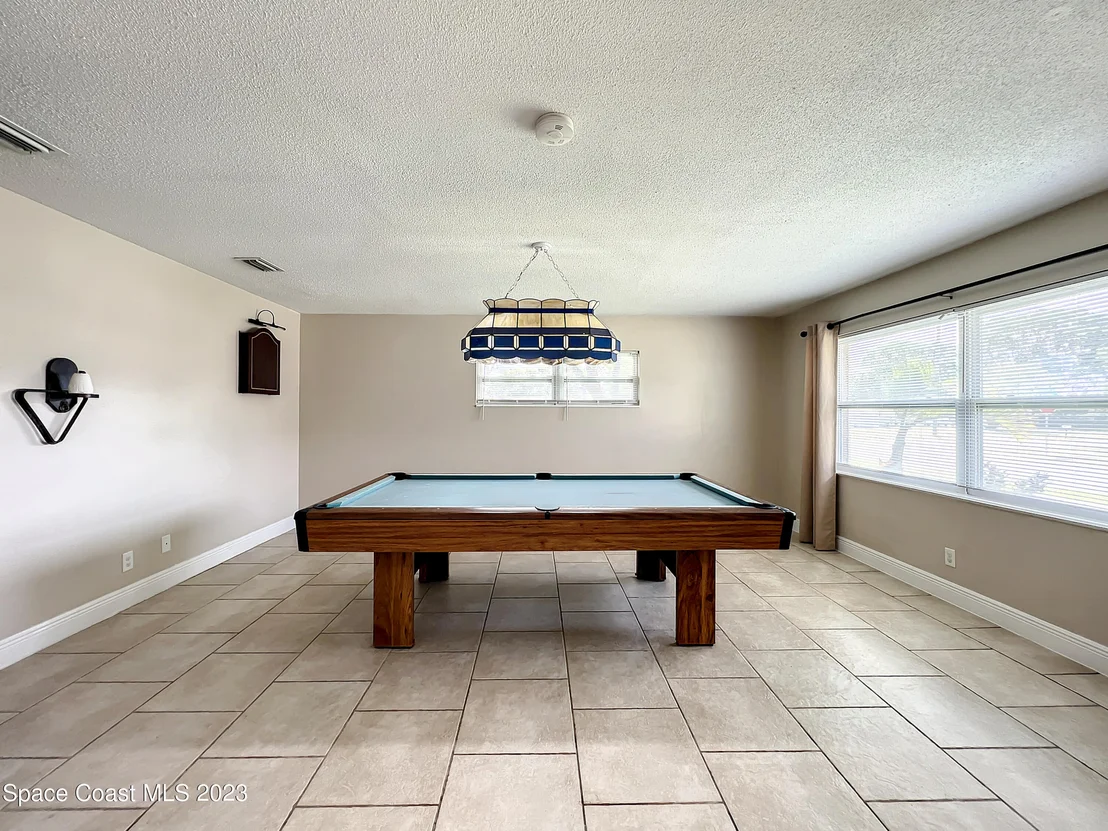 Photo of 2900 Cooper Drive