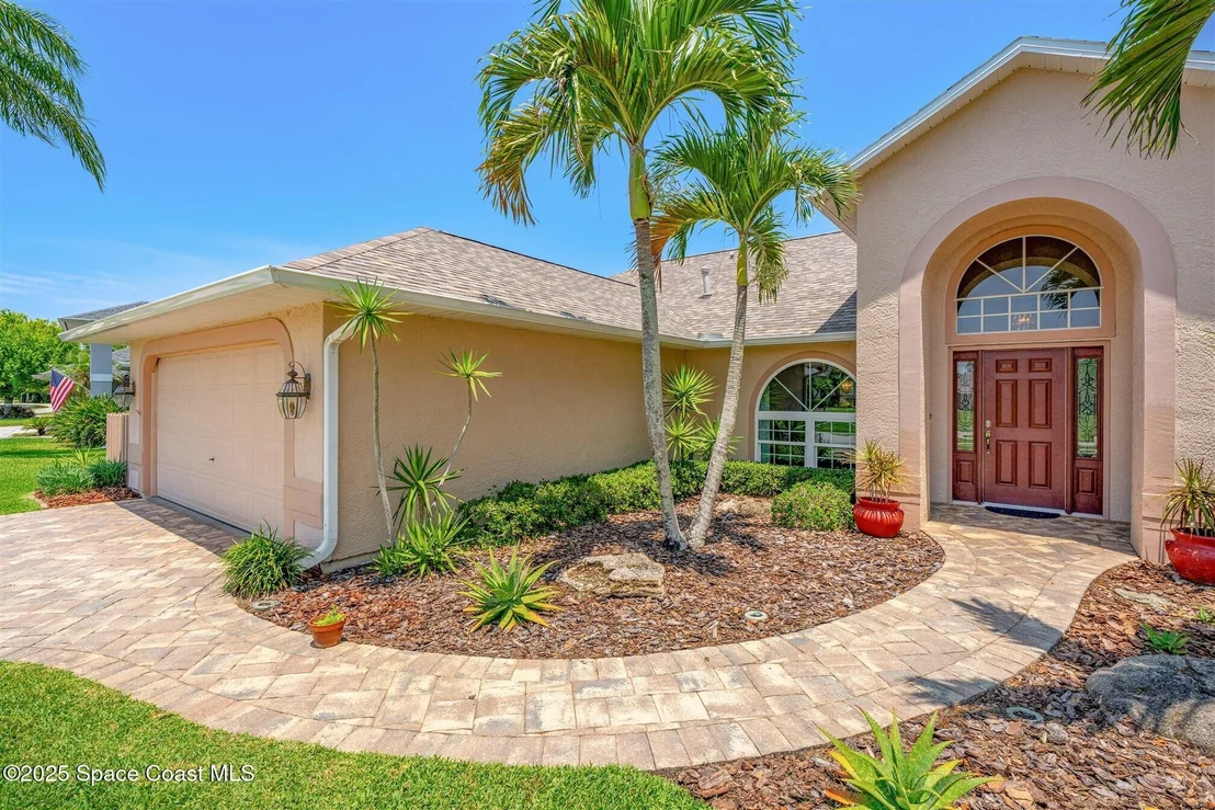 Photo of 952 Wildwood Drive