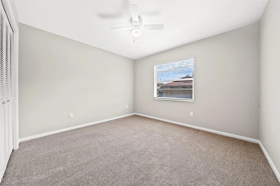 Photo of 977 Pineland Drive
