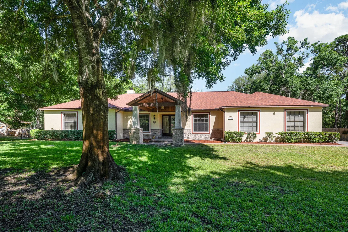 Photo of 1725 Hidden Lake Drive