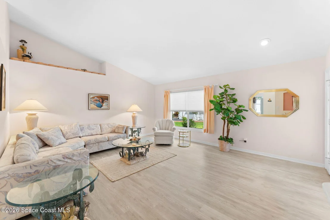Photo of 685 Naples Court