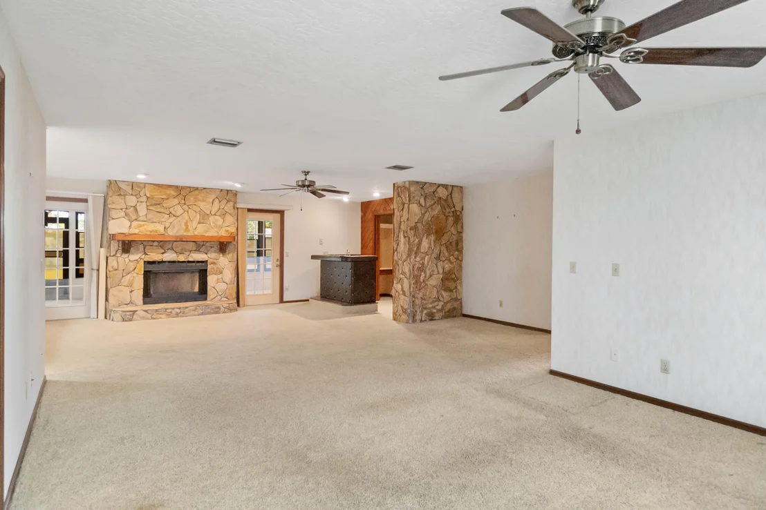 Photo of 741 Montclair Road NE