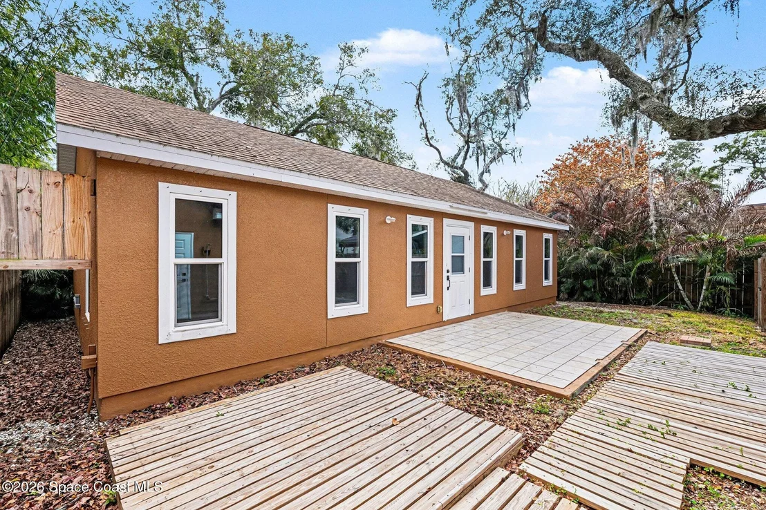 Photo of 683 Old Oak Street
