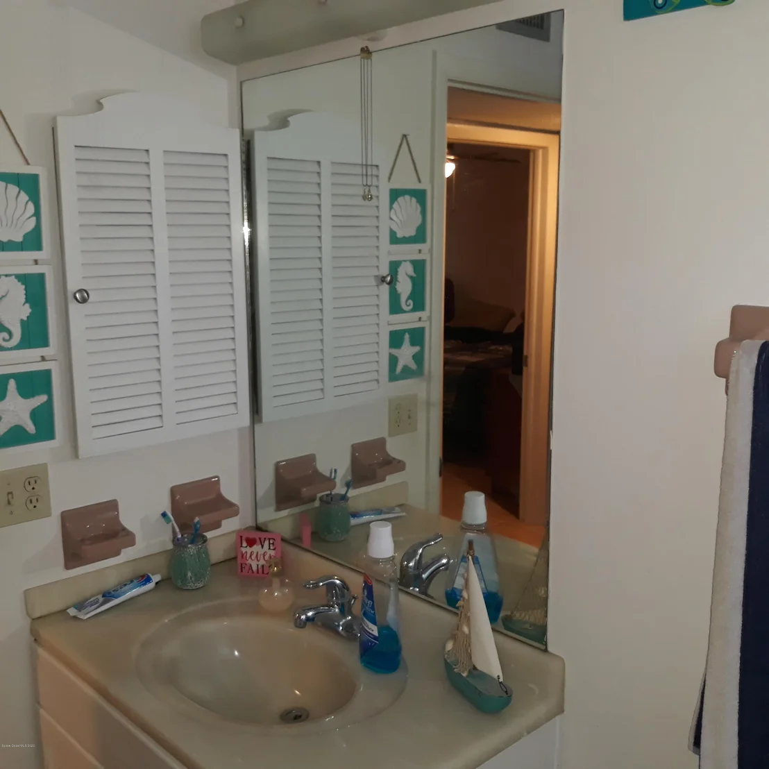 Photo of 954 Darwin Lane NE