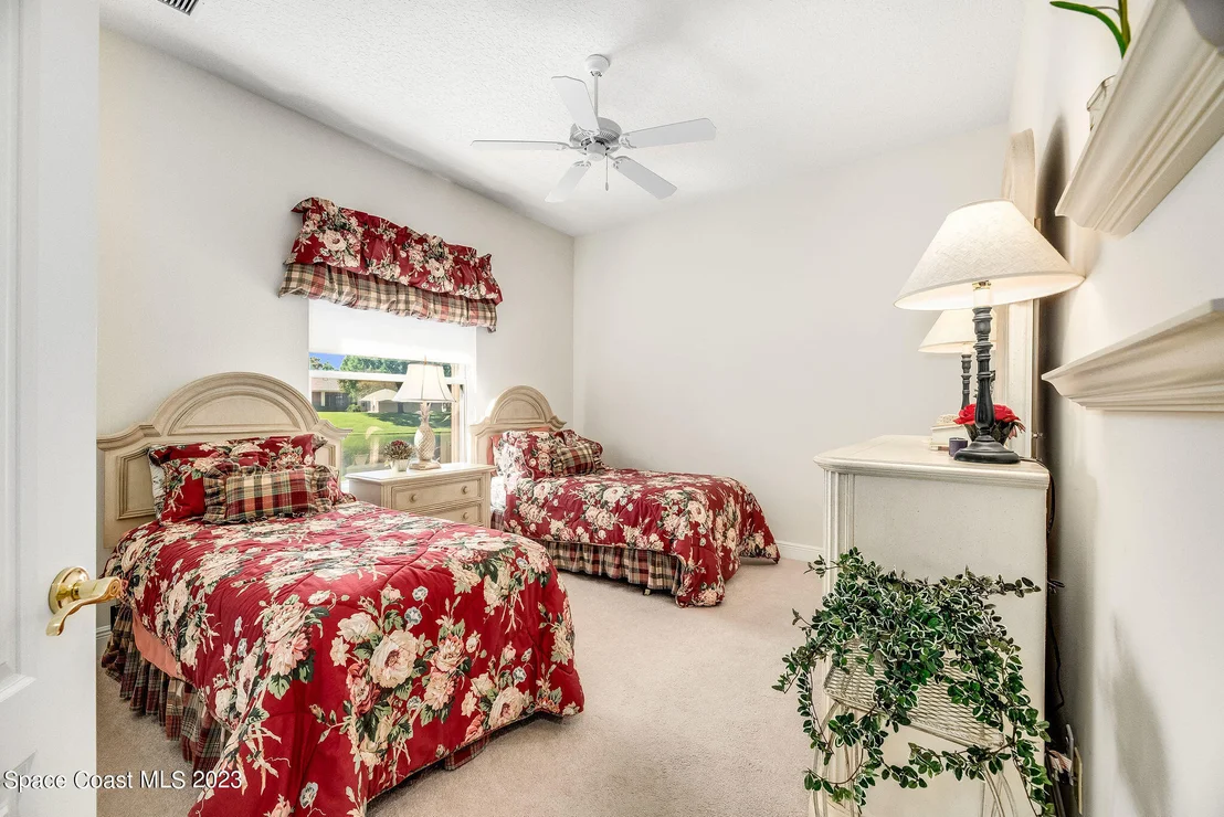 Photo of 1061 Stratford Place