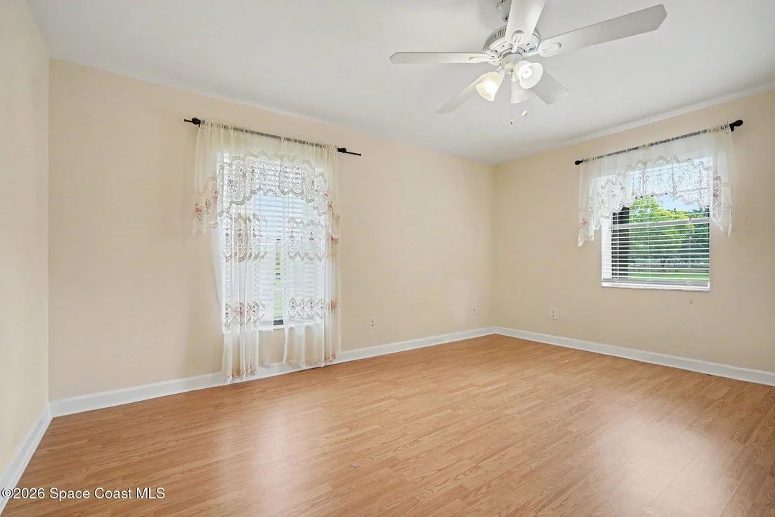 Photo of 4457 Parkway Drive