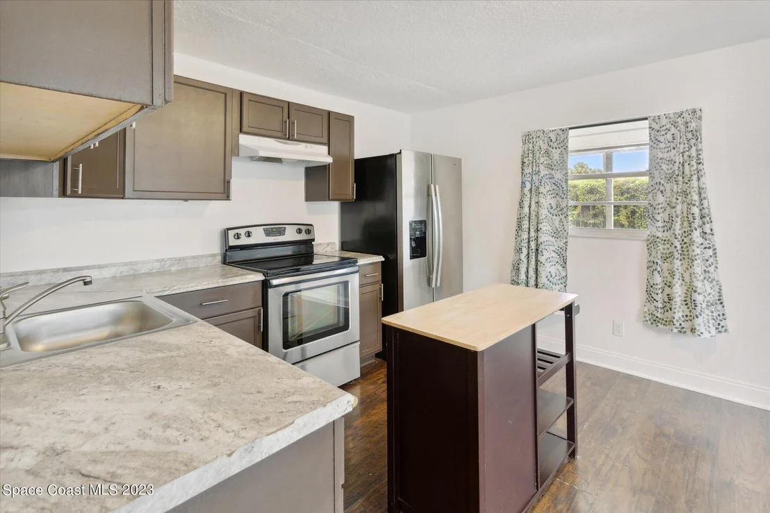 Photo of 3104 Swift Street
