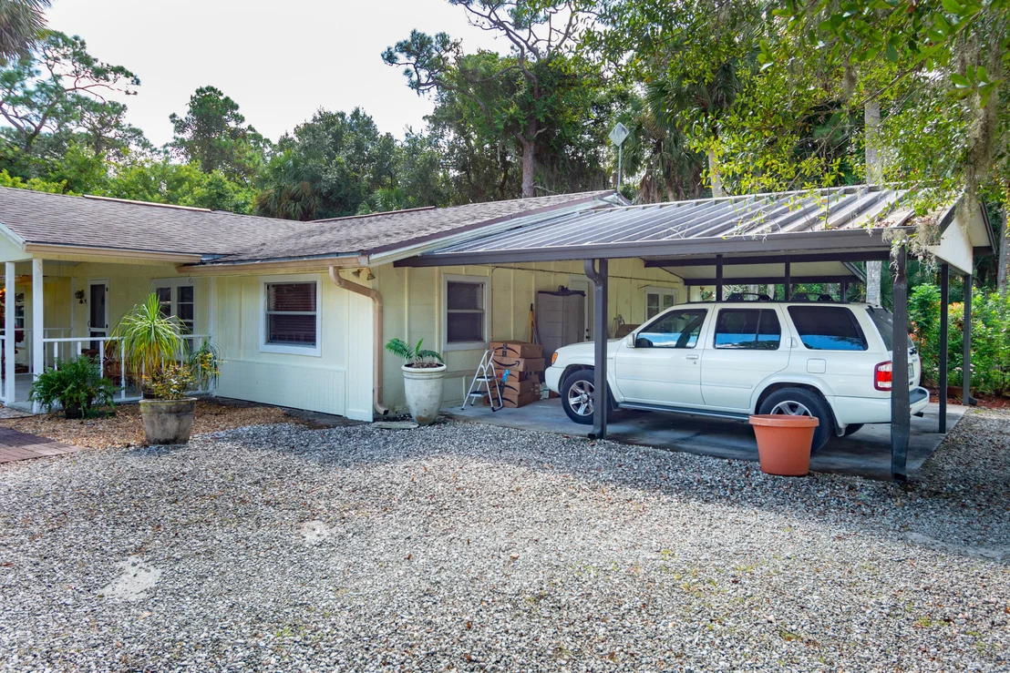 Photo of 1665 Harlock Road