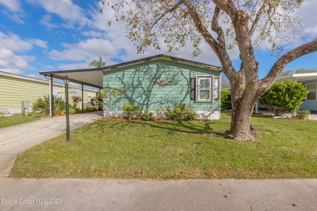 Photo of 4423 Twin Lakes Drive