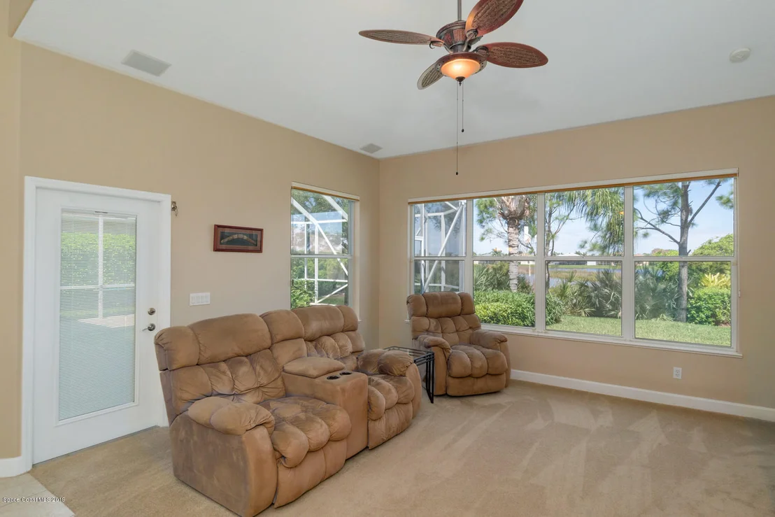 Photo of 1558 Auburn Lakes Drive