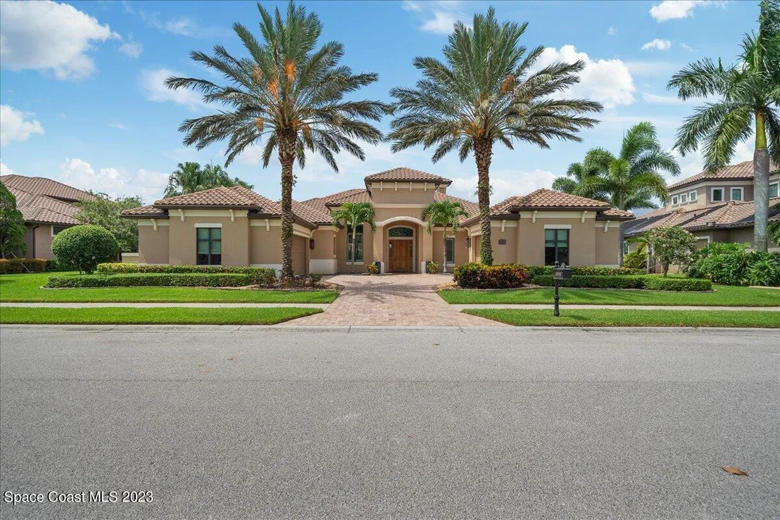 Photo of 3048 Wyndham Way