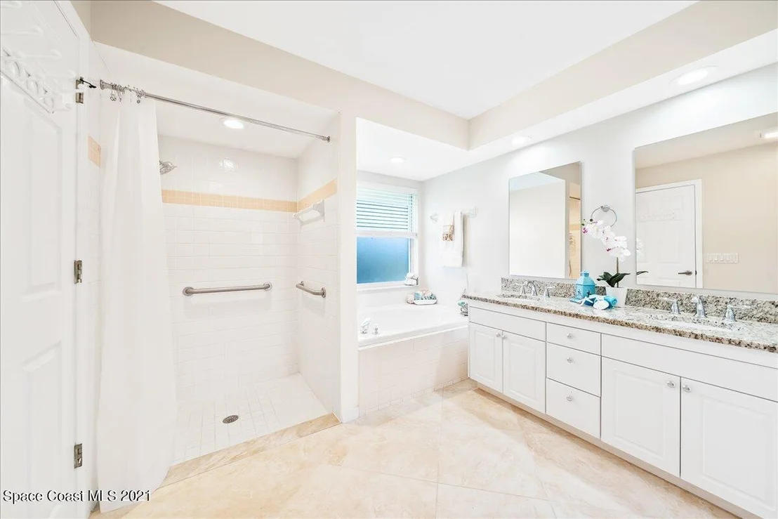 Photo of 8047 Bracken Lane
