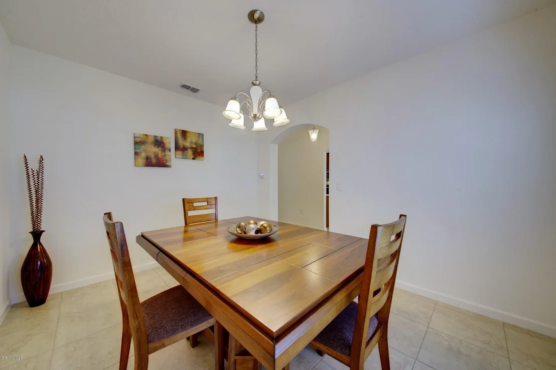Photo of 1282 Hailey Street