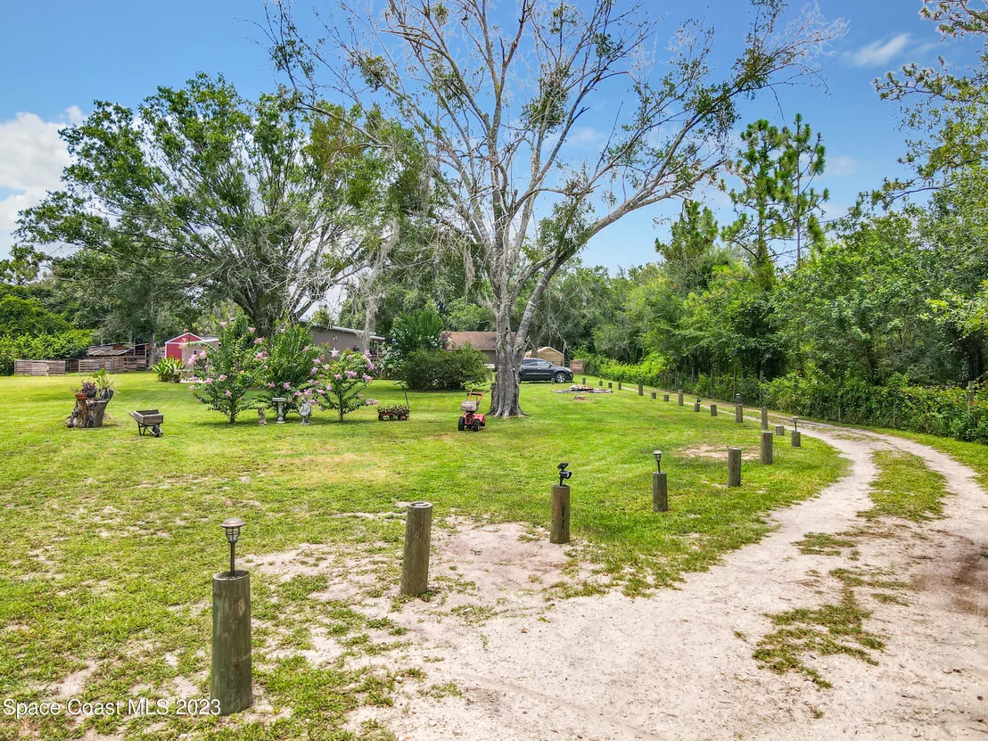 Photo of 9295 Concord Road