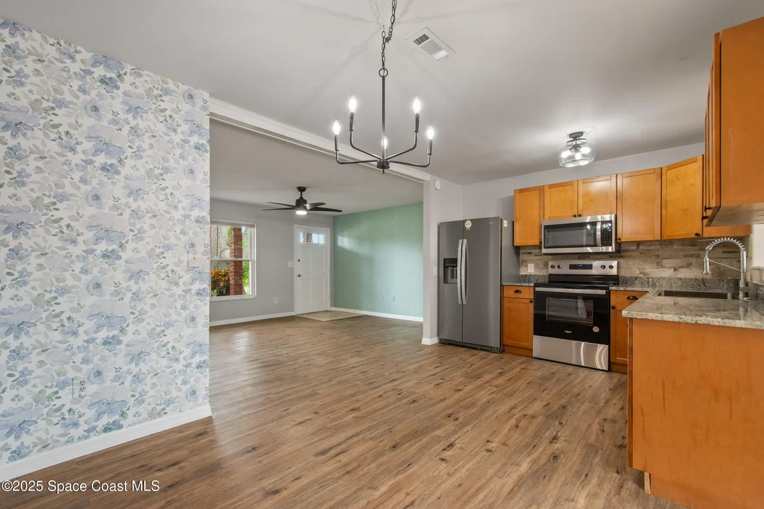 Photo of 620 Clarke Avenue