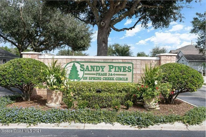 Photo of 2253 Spring Creek Circle NE