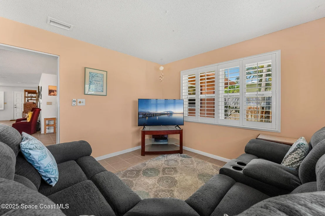 Photo of 440 Pine Tree Drive
