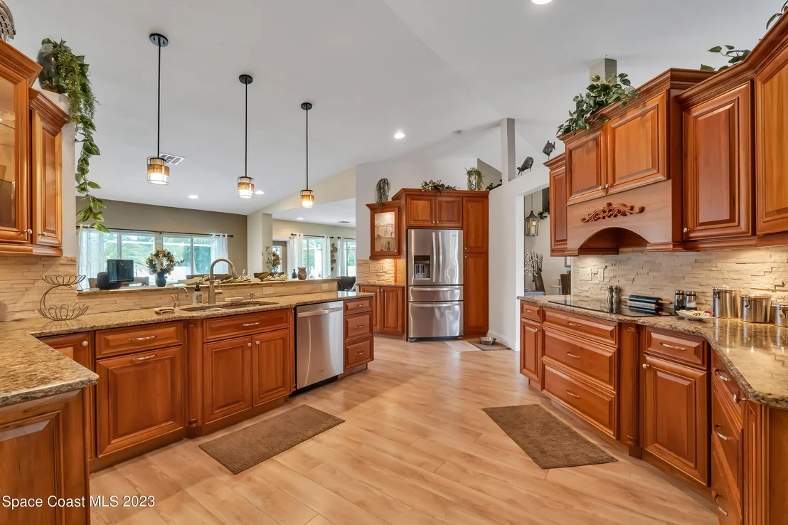 Photo of 2550 Waring Lane