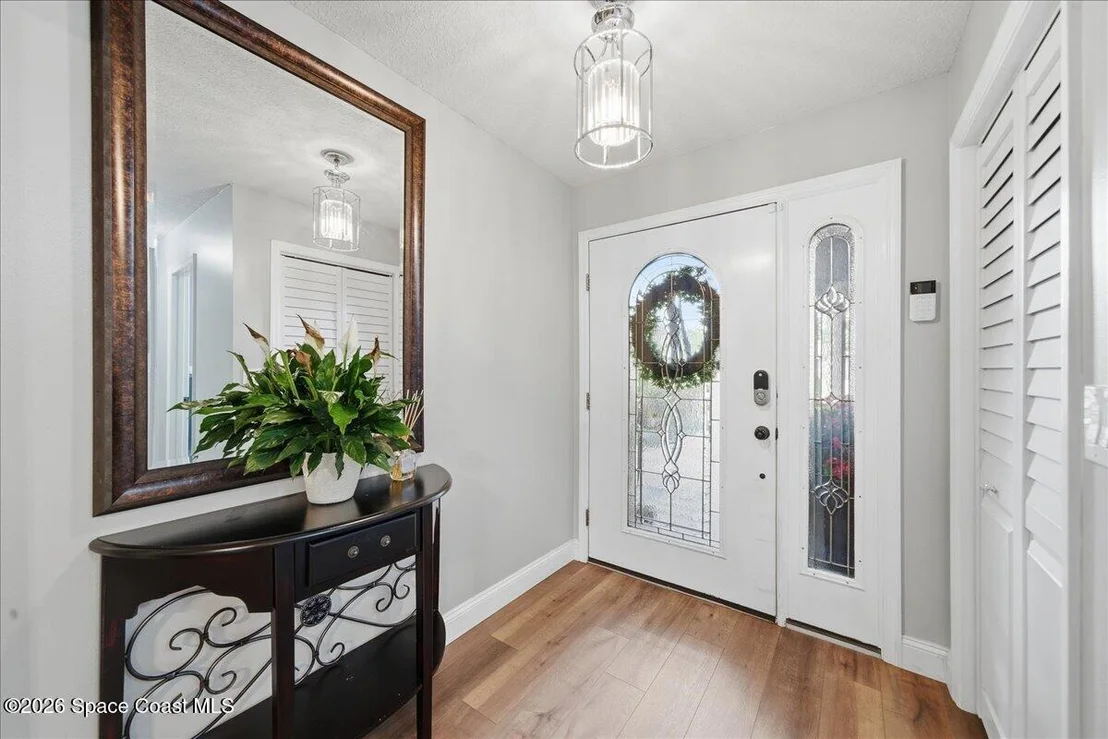 Photo of 560 Sawgrass Circle