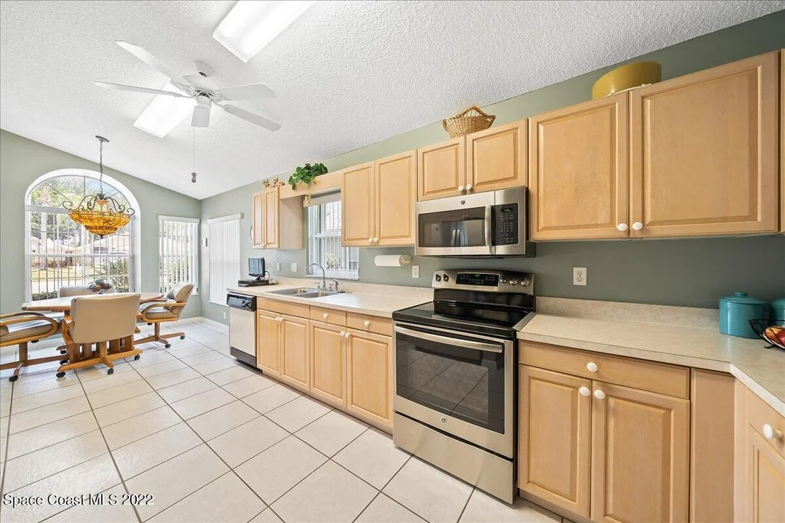 Photo of 3929 Saint Armens Circle