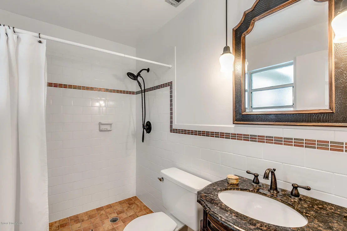 Photo of 2775 Pembroke Road