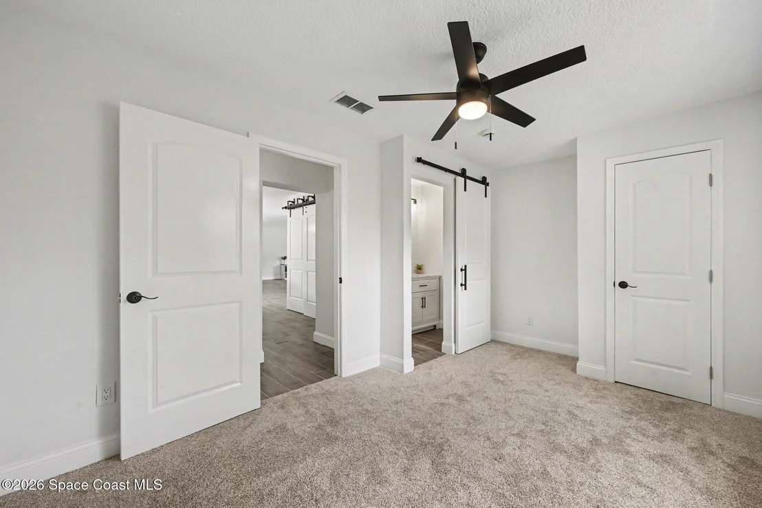 Photo of 2678 Pine Avenue