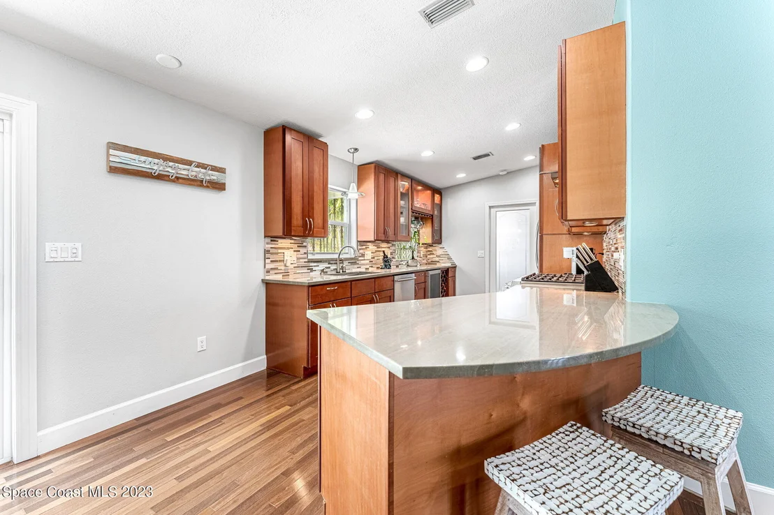 Photo of 425 Cinnamon Drive