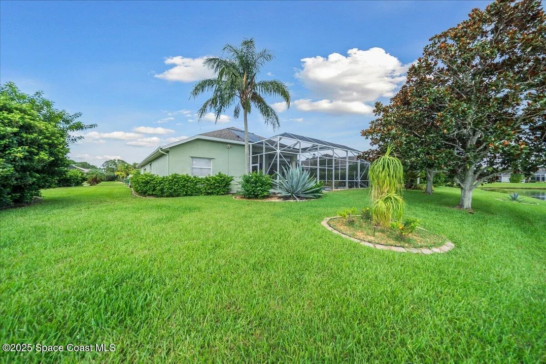 Photo of 827 Thrasher Drive