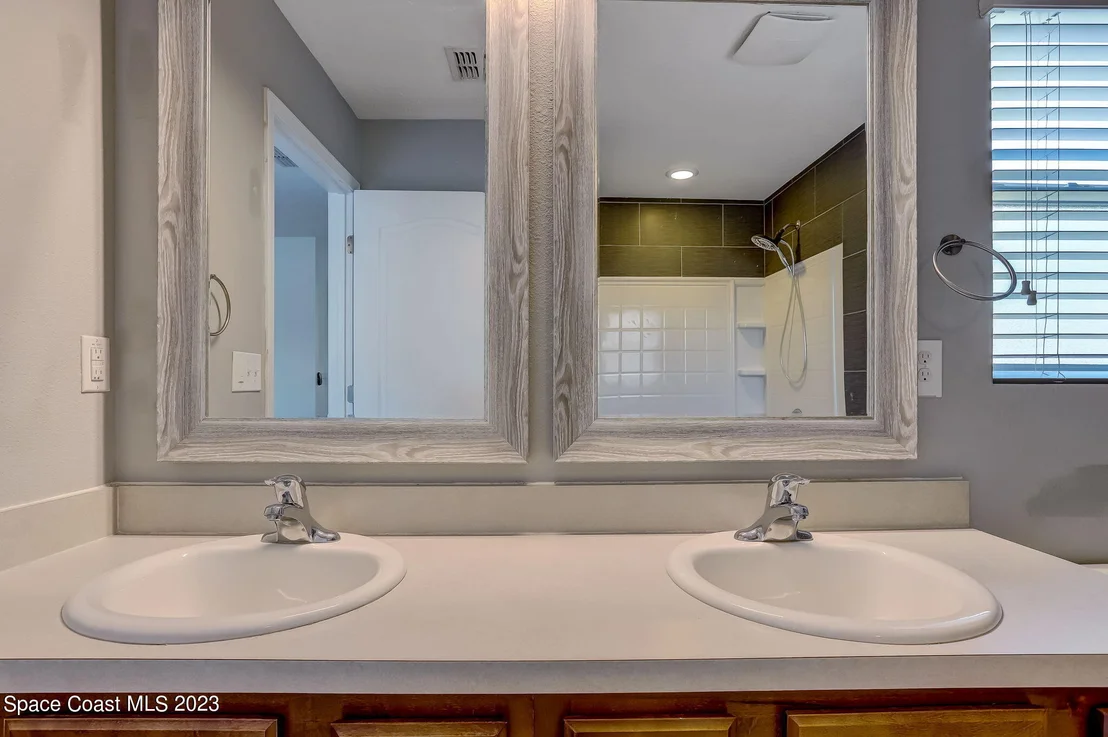 Photo of 11534 Carson Lake Drive