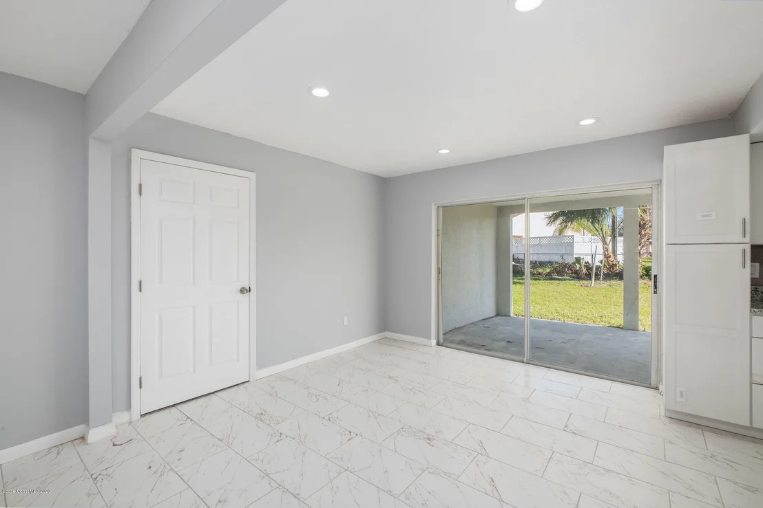 Photo of 1019 Daytona Drive NE
