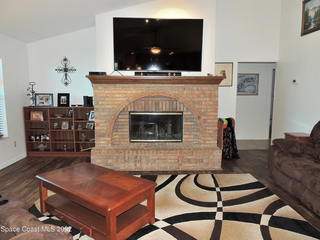 Photo of 2473 Harlock Road