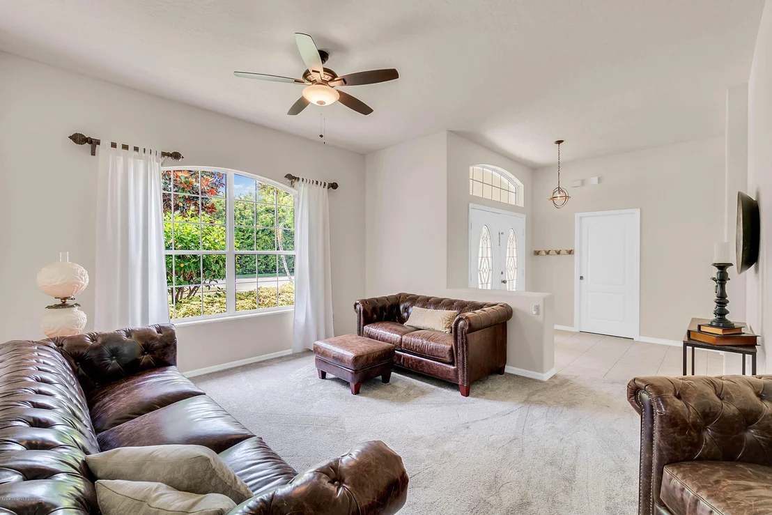 Photo of 562 Carmel Drive