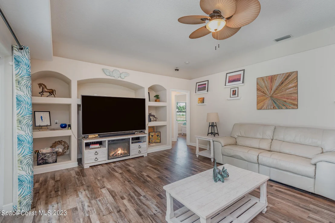 Photo of 7618 Windover Way