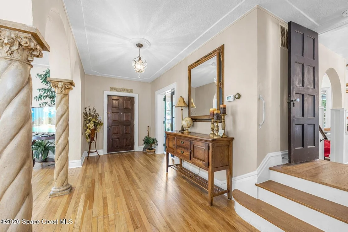 Photo of 130 Valencia Road
