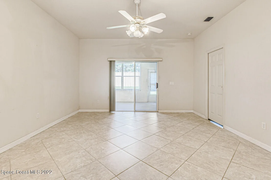 Photo of 950 S Fork Circle