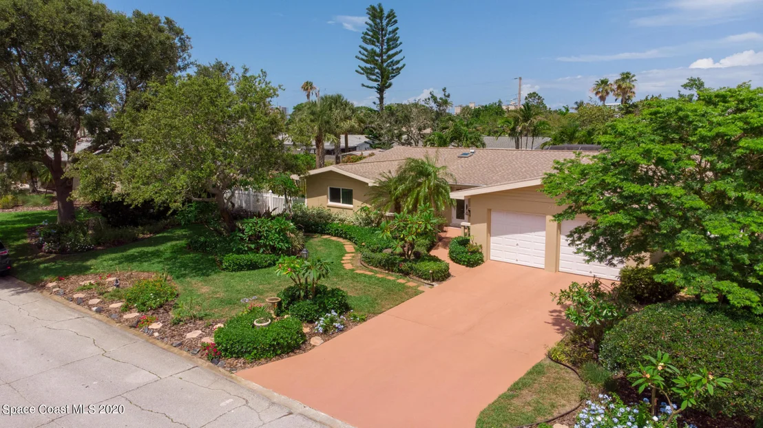 Photo of 235 Pineapple Street